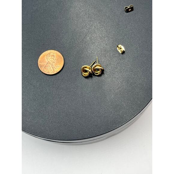 Designer Signed 14k Yellow Gold Classic Love Knot Post Stud Small Earrings 2.1g - Picture 2 of 10